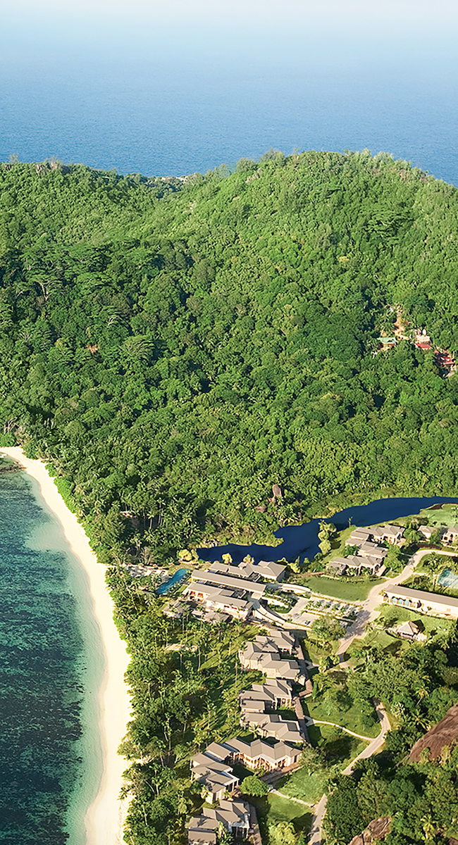 vue aérienne hôtel Kempinski Seychelles